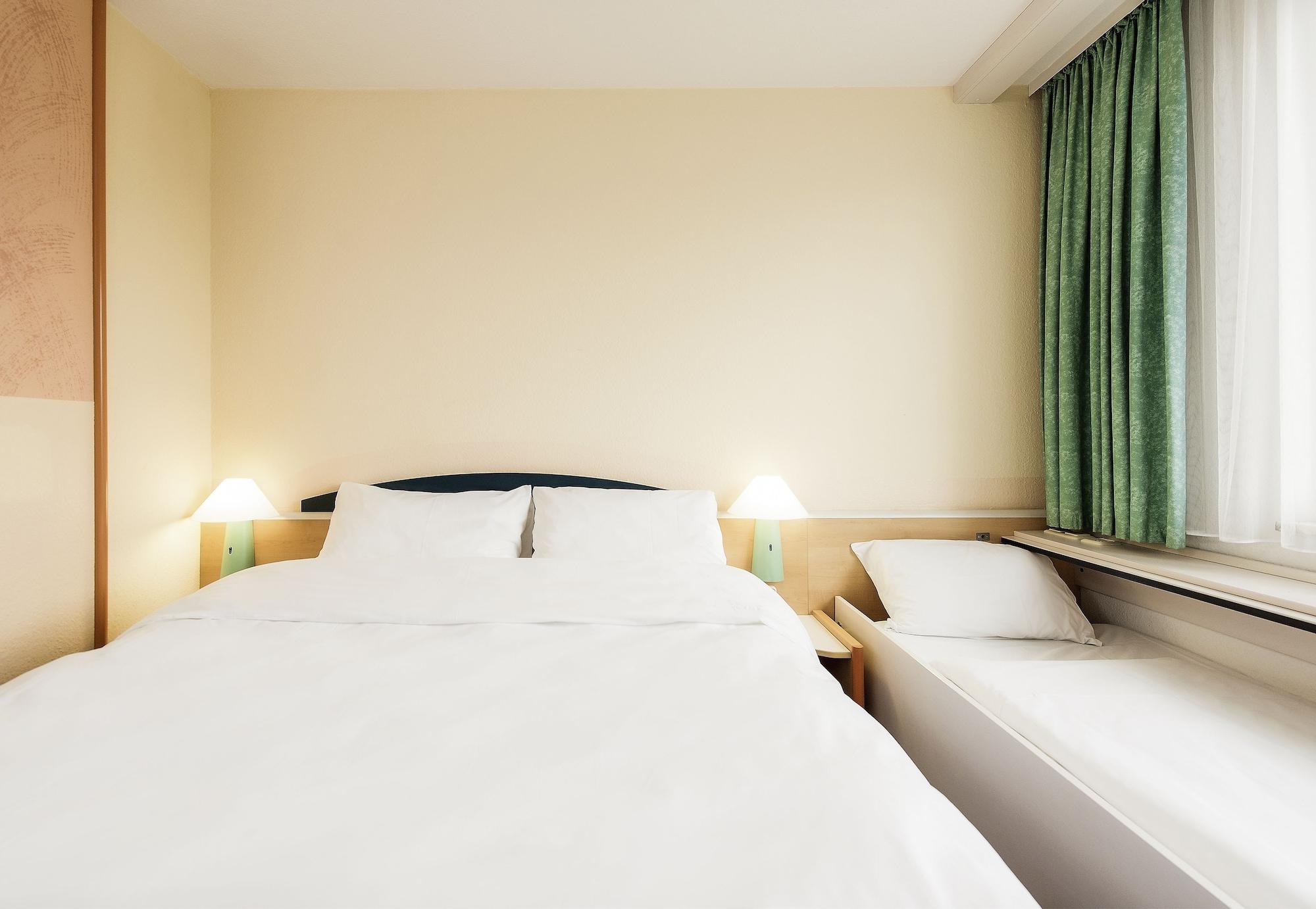 B&B Hotel Arras Centre Les Places Εξωτερικό φωτογραφία
