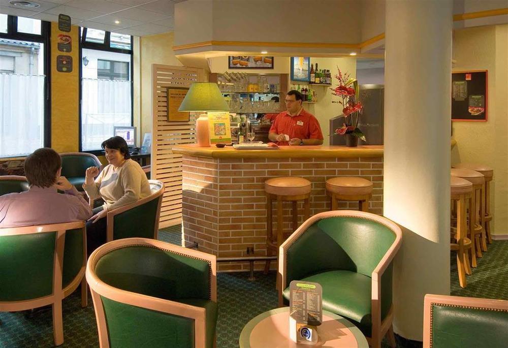 B&B Hotel Arras Centre Les Places Εστιατόριο φωτογραφία